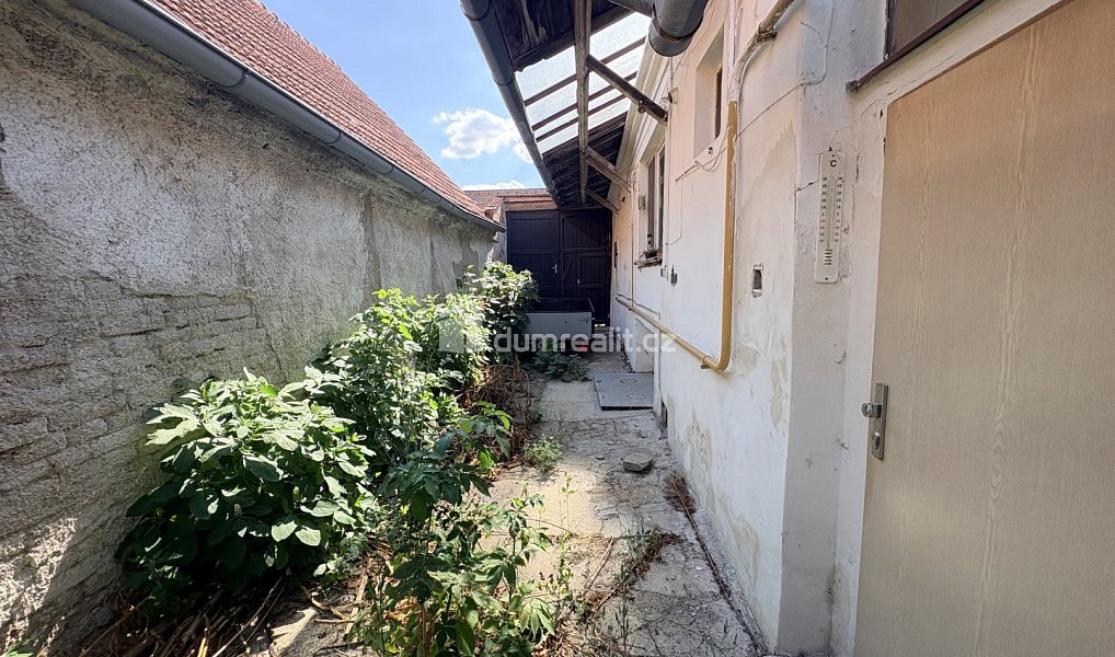 Prodej stavebního pozemku 641 m², Pohořelice – náhled fotky 6