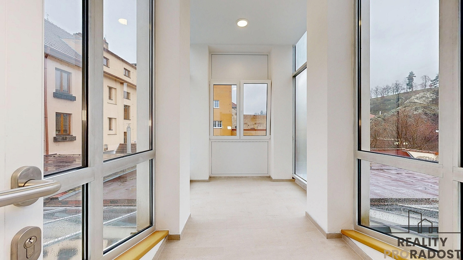 Prodej bytu 2+kk 80 m² — photo 4
