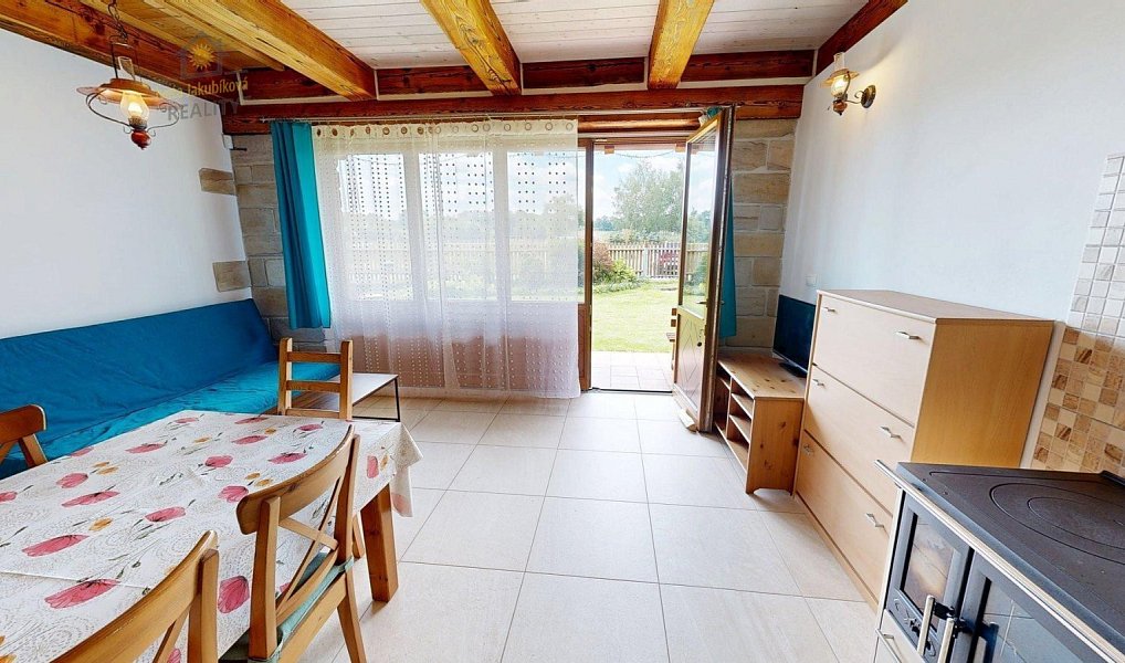 Pronájem domu 638 m² s pozemkem 1 266 m², Okna – náhled fotky 29