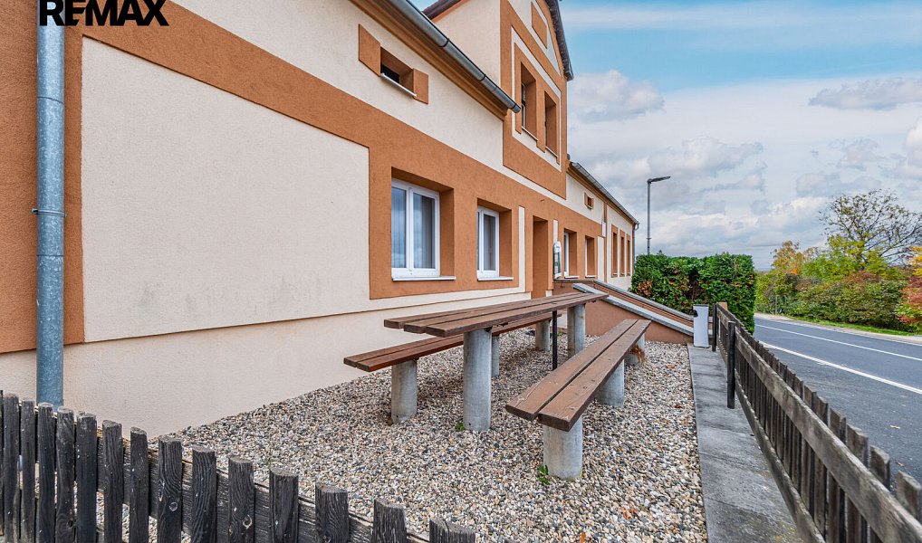 Prodej restaurace 670 m², Zbrašín – náhled fotky 39