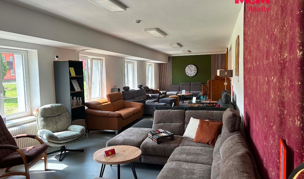 Pronájem obchodních prostor 181 m², Opava – náhled fotky 2