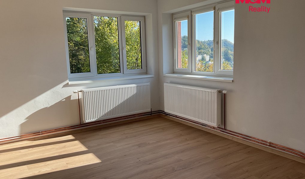 Pronájem bytu 3+kk 80 m², Železný Brod – náhled fotky 3