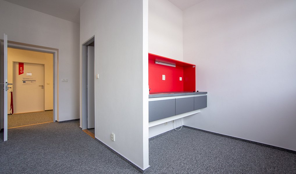 Prodej skladovacích prostor 6 236 m², Dobříš – náhled fotky 18