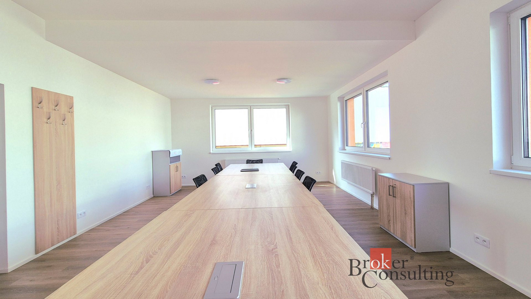 Pronájem skladovacích prostor 2 785 m² – fotografie 4