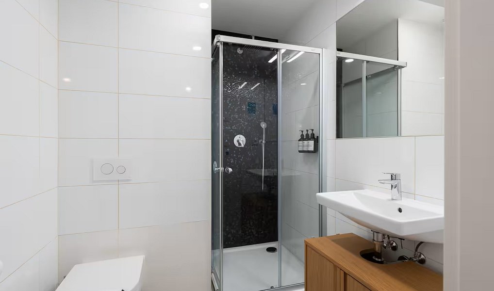 Prodej bytu 1+kk 32 m², Praha – náhled fotky 5