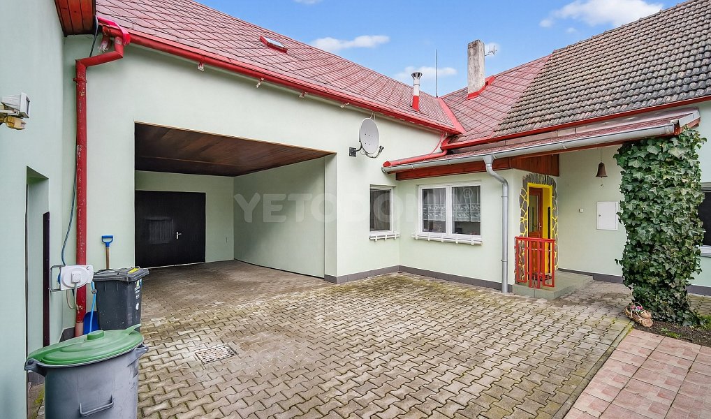 Prodej domu 231 m² s pozemkem 1 422 m², Benešovice – náhled fotky 35