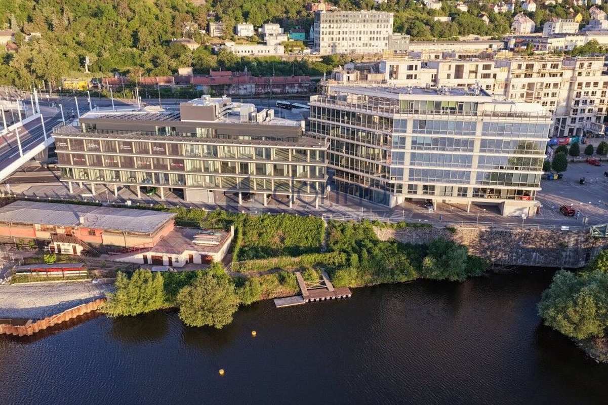 Pronájem kanceláře 53 m²