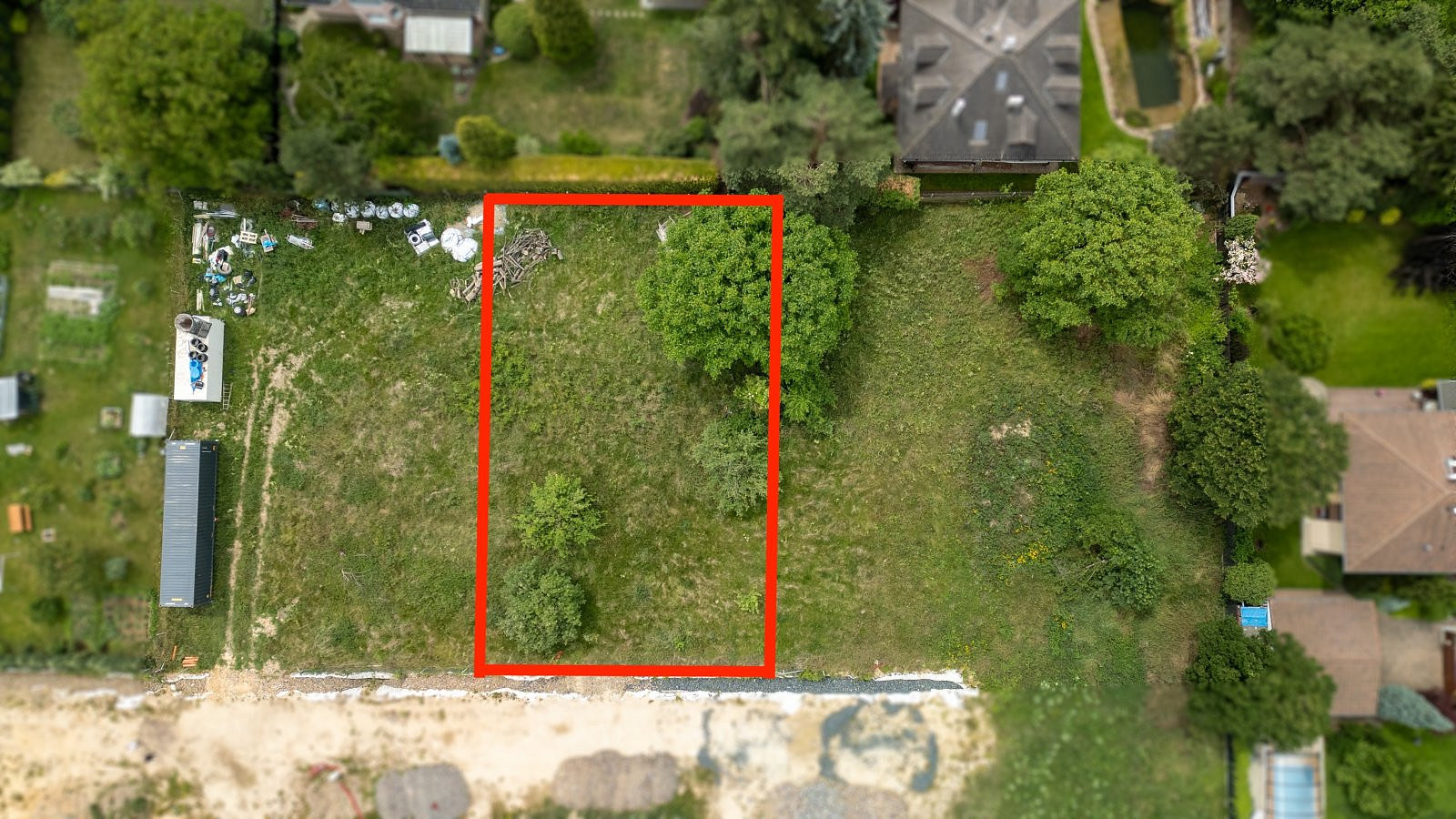 Prodej stavebního pozemku 906 m² – fotografie 3