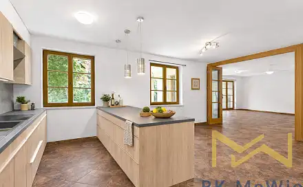 Pronájem domu 340 m² s pozemkem 1 200 m², Malý dvůr, Praha 6 - Nebušice