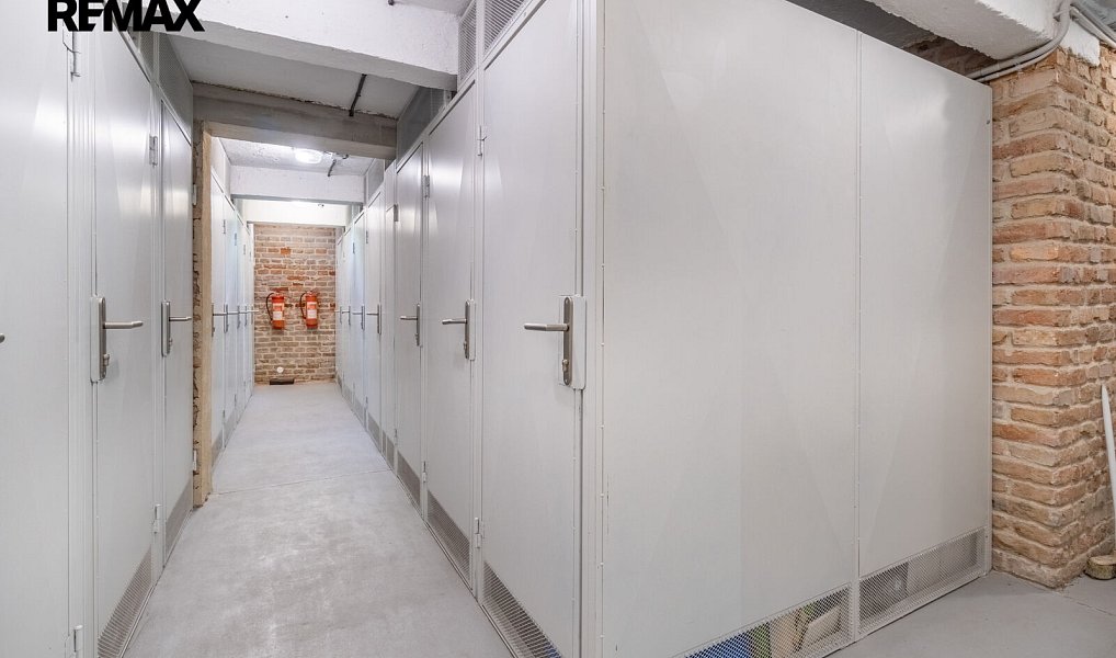 Pronájem bytu 1+kk 25 m², Praha – náhled fotky 15