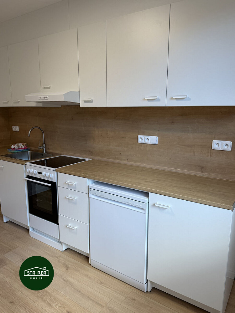 Pronájem bytu 2+1 56 m² – fotografie 3
