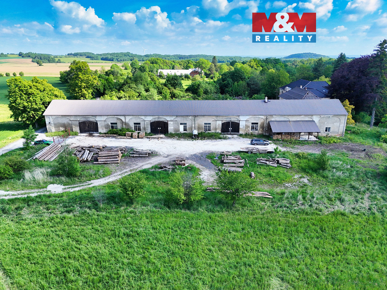 Prodej výrobních prostor 1 400 m², Žulová