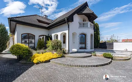 Prodej domu 250 m² s pozemkem 769 m², Za Kulturním domem, Nechanice, okres Hradec Králové