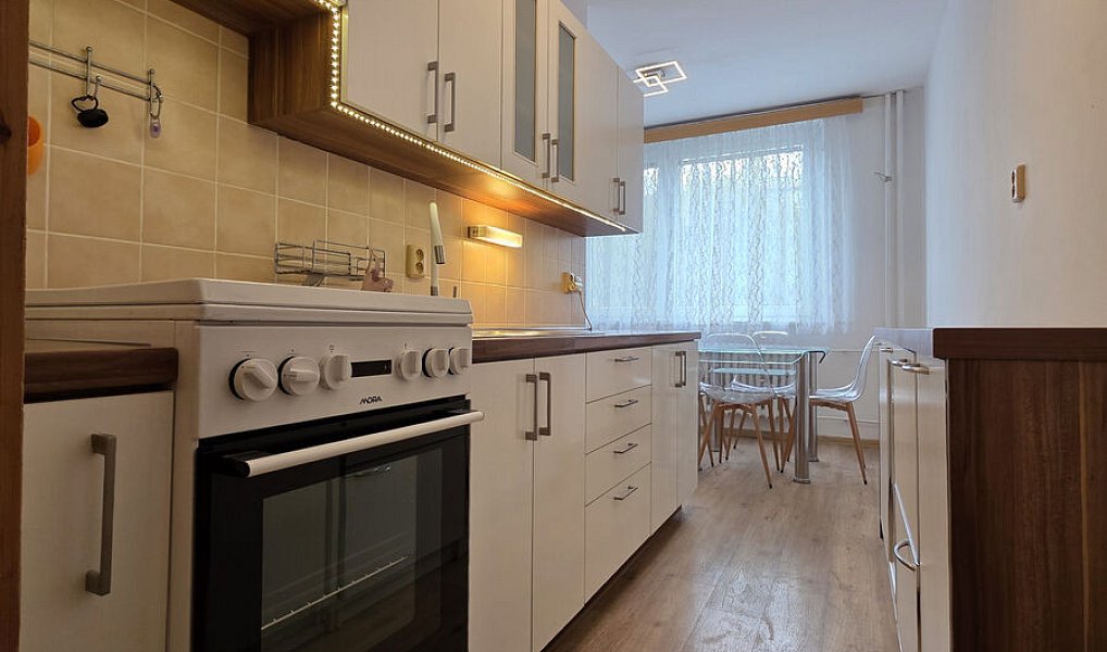 Pronájem bytu 2+1 56 m², Olomouc – fotka 1 z 34