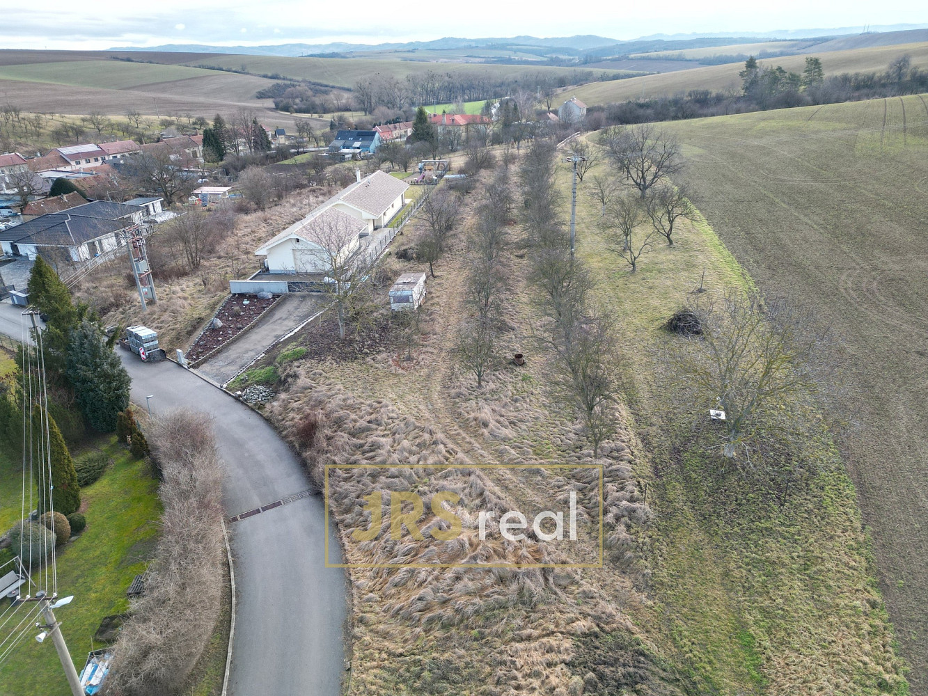 Prodej stavebního pozemku 2 239 m² – fotografie 5