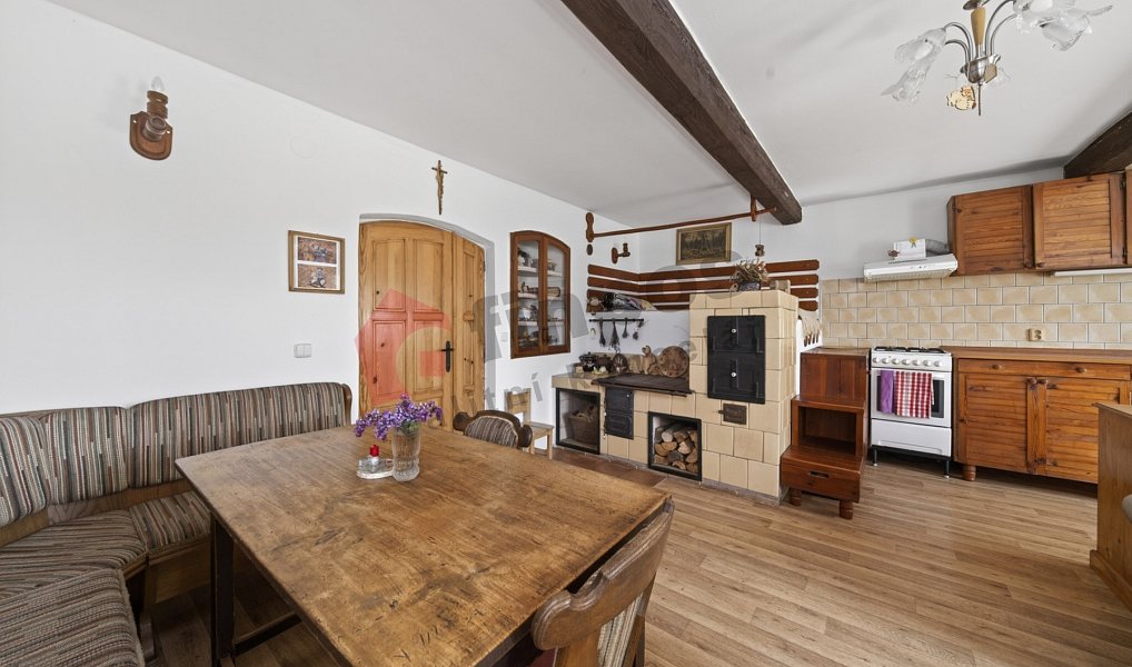 Prodej domu 271 m² s pozemkem 1 077 m², Rožmitál pod Třemšínem – náhled fotky 10