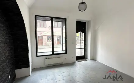 Pronájem obchodních prostor 22 m², Palackého, Turnov, okres Semily