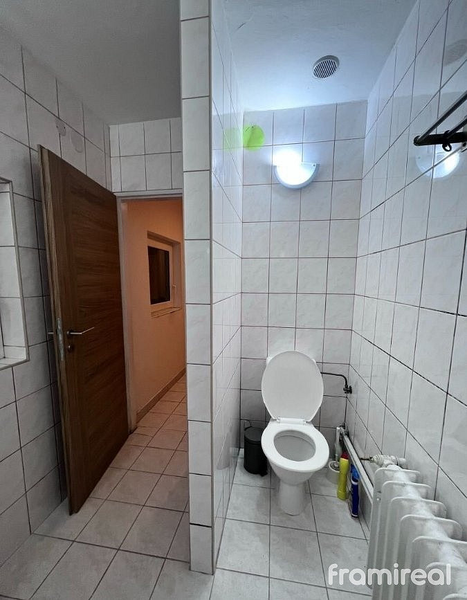 Pronájem bytu 5+kk 104 m² – fotografie 2