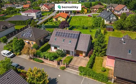 Prodej domu 165 m² s pozemkem 800 m², K Lesu, Babice, okres Praha-východ