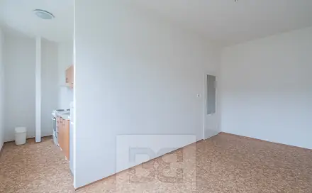 Prodej bytu 1+kk 30 m², Podnádražní, Praha 9 - Vysočany