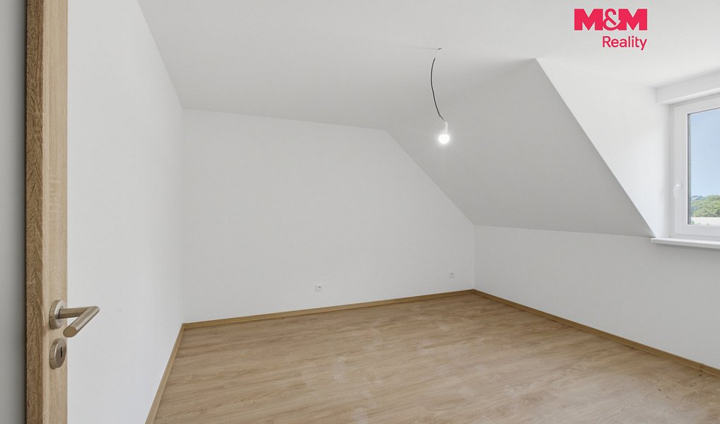 Prodej domu 104 m² s pozemkem 528 m², Kladno – náhled fotky 23