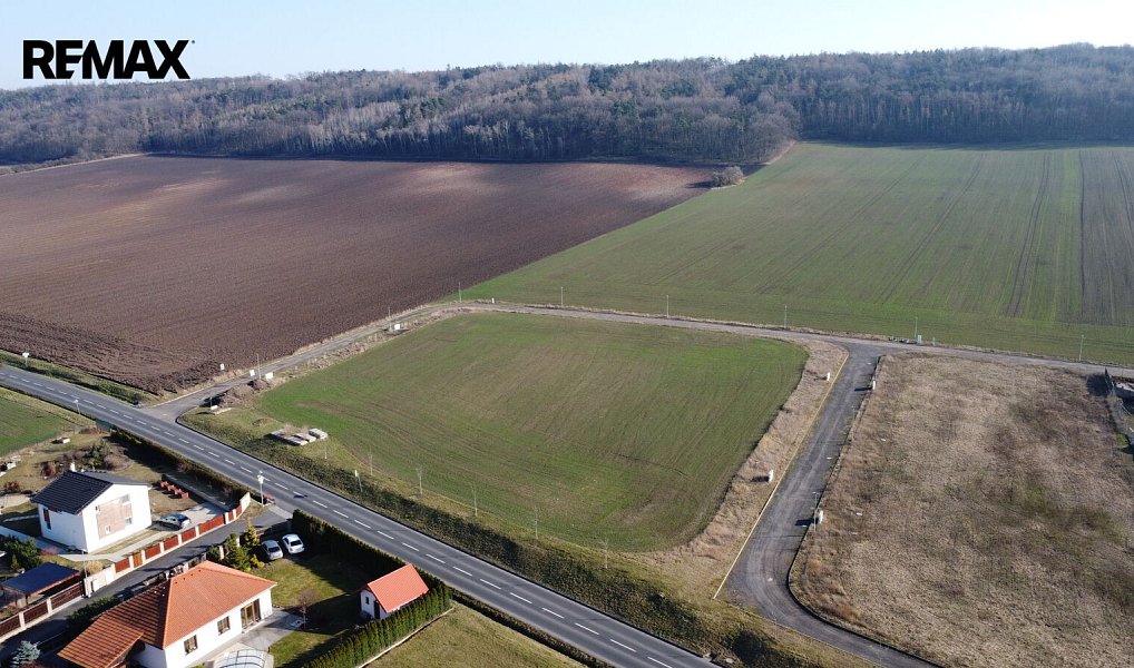 Prodej stavebního pozemku 1 002 m², Slavětín – náhled fotky 6