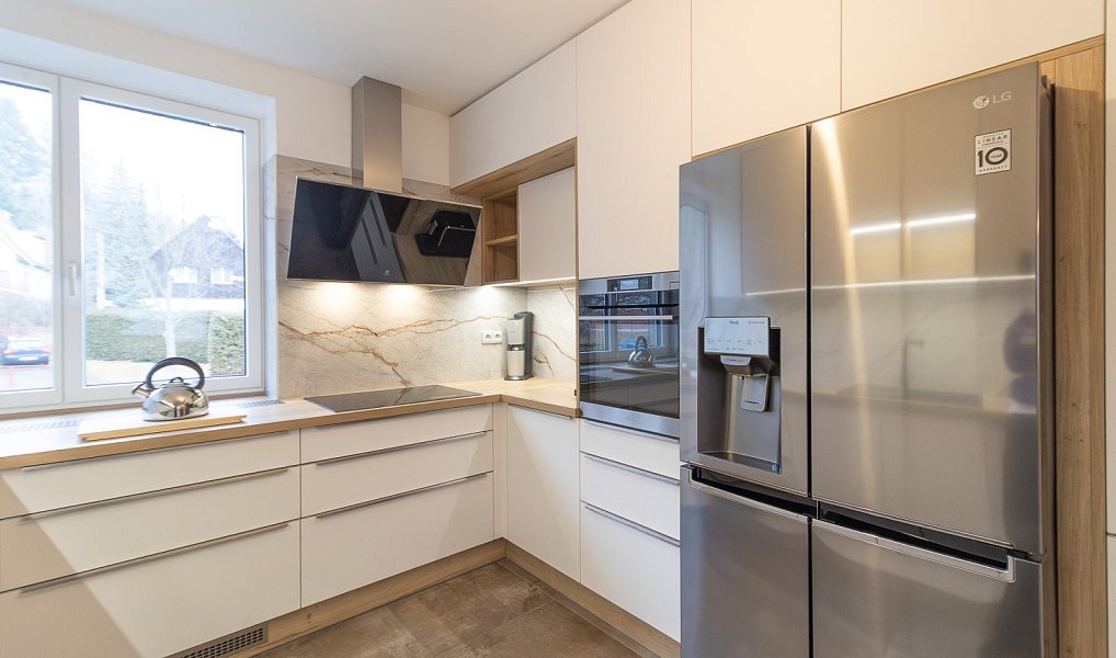 Prodej domu 265 m² s pozemkem 1 212 m², Sušice – náhled fotky 2