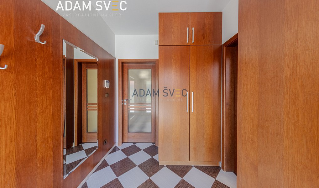 Prodej domu 359 m² s pozemkem 2 576 m², Hradčany-Kobeřice – náhled fotky 28