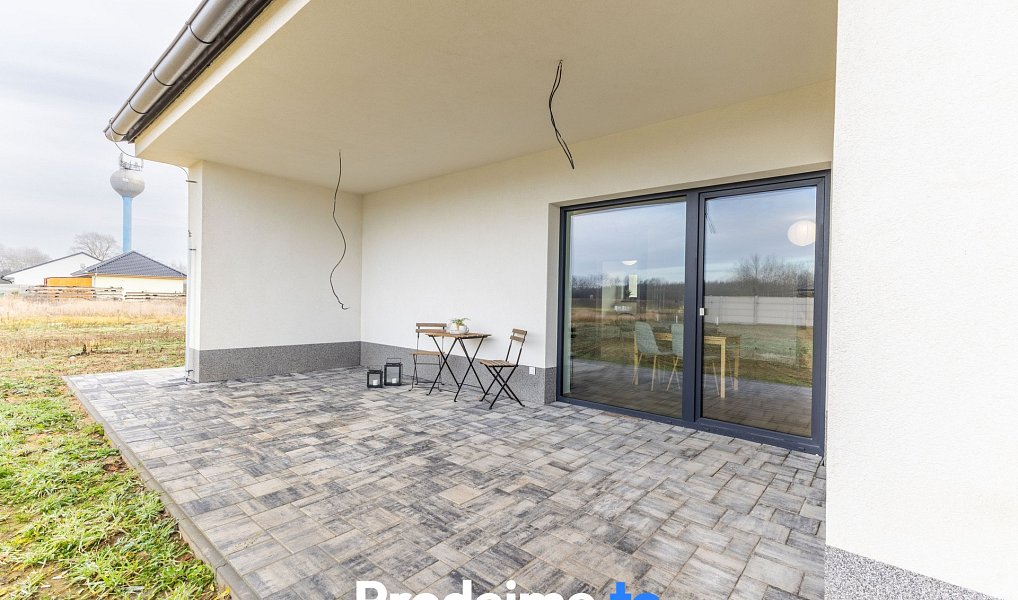 Prodej domu 113 m² s pozemkem 640 m², Hevlín – náhled fotky 11