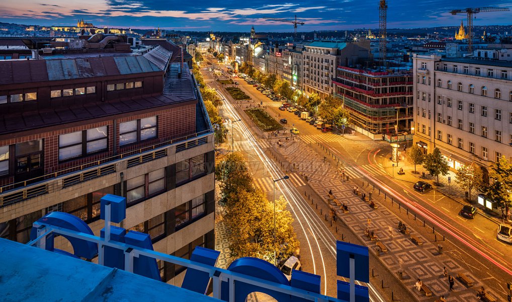 Pronájem kanceláře 493 m², Praha – náhled fotky 3