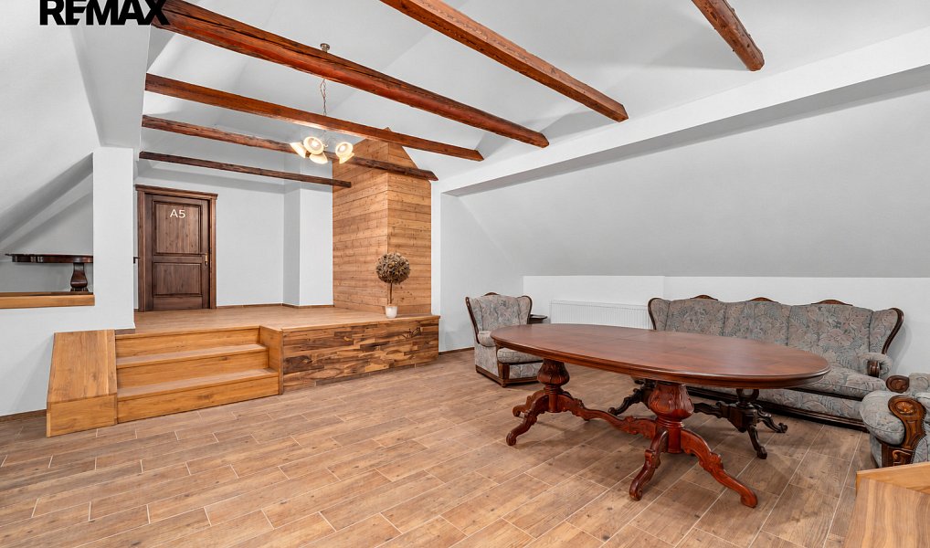 Prodej komerčního objektu (jiného typu) 855 m², Jindřichův Hradec – náhled fotky 32