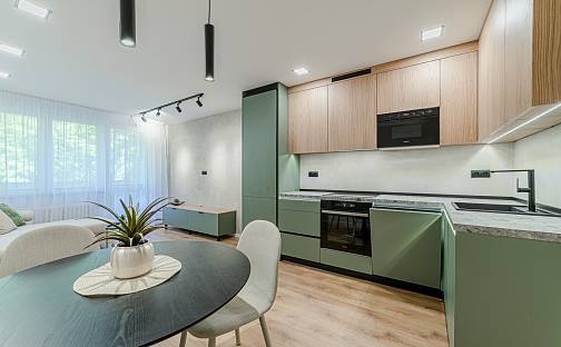 Prodej bytu 4+kk 75 m², 29. dubna, Ostrava - Výškovice