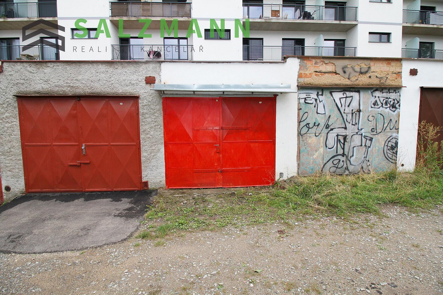 Garáž (cihla, 19m2), Plzeň Doubravka, Těšínská ul.