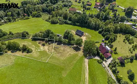 Prodej stavebního pozemku 4 479 m², Mikulůvka, okres Vsetín