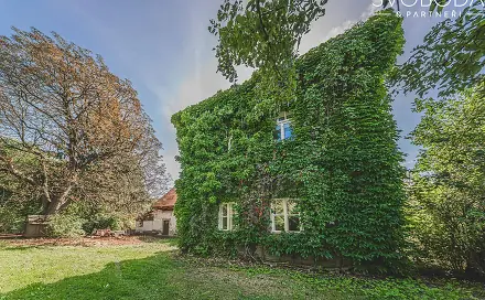 Prodej domu 300 m² s pozemkem 5 559 m², Hořice - Chvalina, okres Jičín