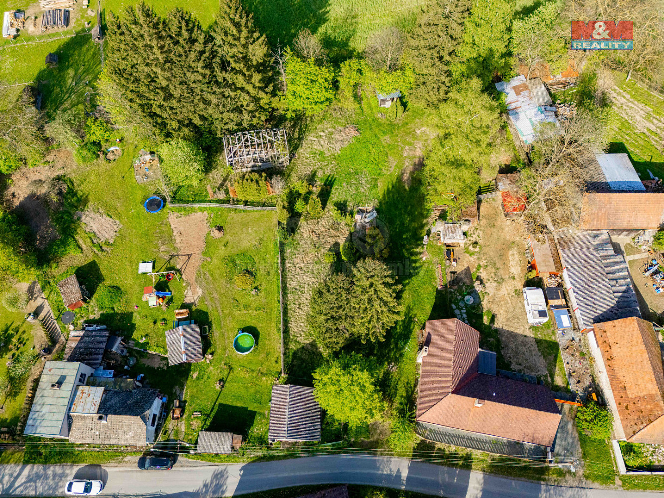 Prodej stavebního pozemku 1 392 m² — photo 2
