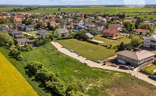 Prodej stavebního pozemku 637 m², Vrbová, Zlonín, okres Praha-východ