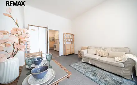 Prodej bytu 1+1 38 m², Na Zlíchově, Praha 5 - Hlubočepy