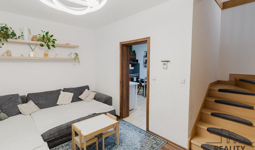 Prodej domu 100 m² s pozemkem 160 m², Oslavany – náhled fotky 19