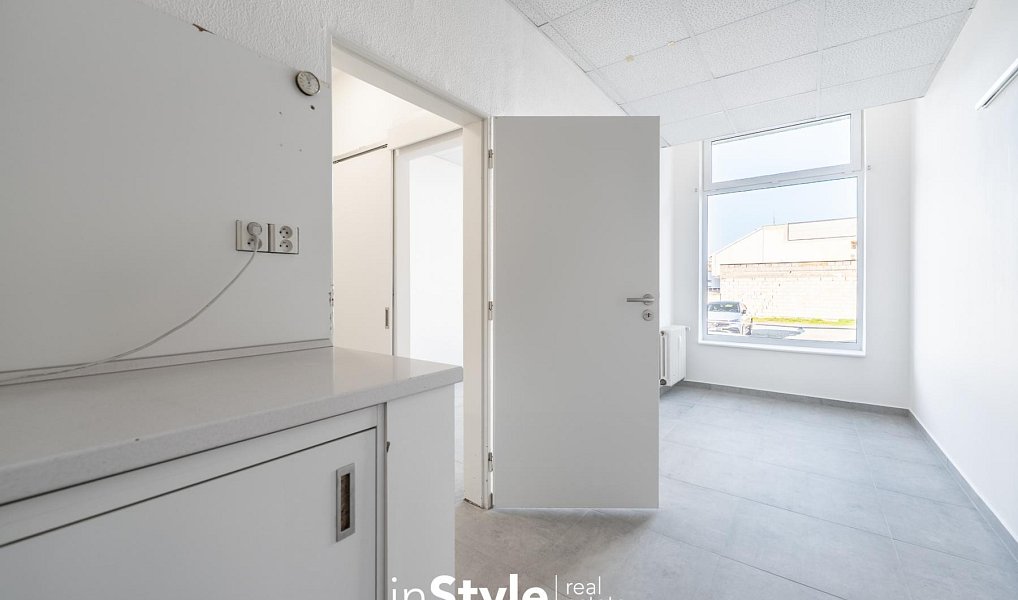 Prodej obchodních prostor 96 m², Uherské Hradiště – náhled fotky 8