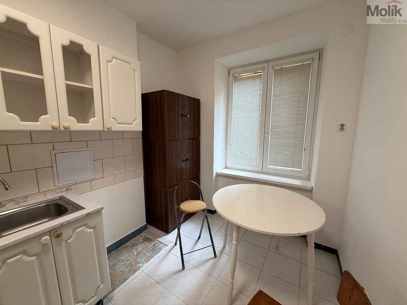 Pronájem bytu 1+1 35 m² – fotografie 3
