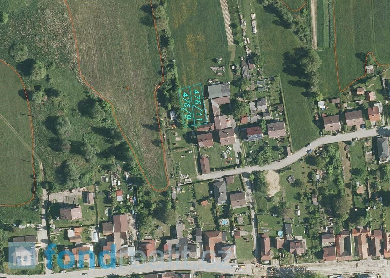 Prodej pozemku 680 m² – fotografie 4