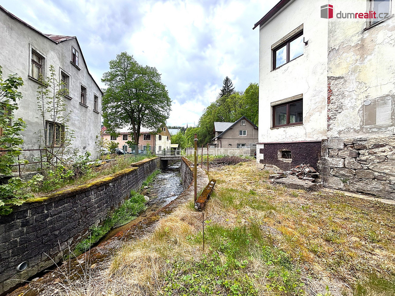 Prodej domu 300 m² s pozemkem 377 m² — photo 3