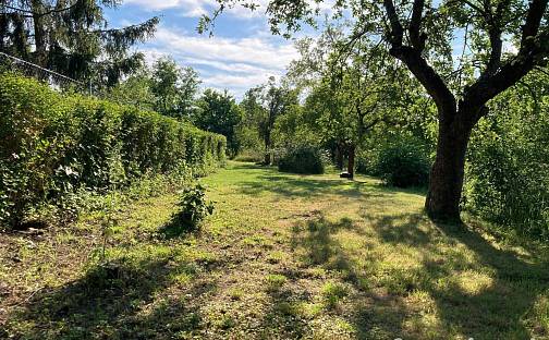 Prodej zahrady 760 m², Praha 6 - Veleslavín
