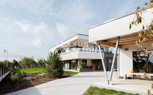 Prodej domu 350 m² s pozemkem 1 401 m², Za Hospodou, Vysoký Újezd, okres Beroun