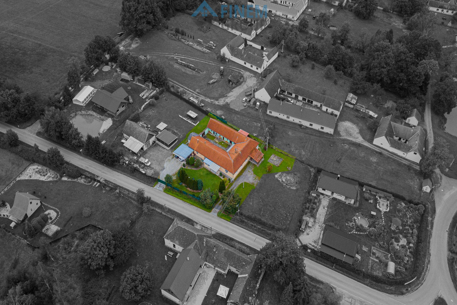 Prodej domu 728 m² s pozemkem 1 388 m²