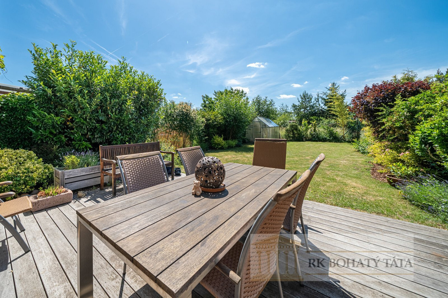 Prodej domu 192 m² s pozemkem 324 m² – fotografie 2