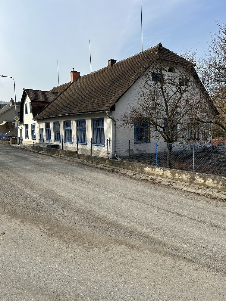 Prodej komerčního objektu (jiného typu) 495 m² — photo 3