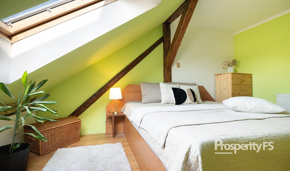 Prodej domu 150 m² s pozemkem 167 m², Duchcov – fotka 1 z 26
