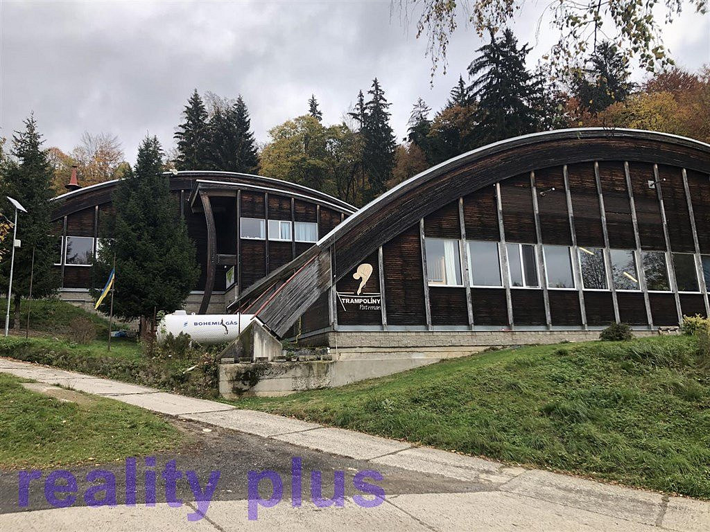 Prodej komerčního objektu (jiného typu) 1 206 m²